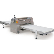 Тісторозкатка для листкового тіста GoodFood DS520B